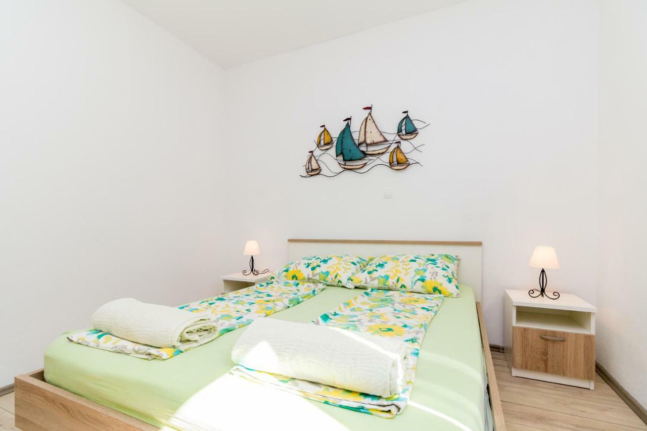 Apartment Jurasin Kastela Ngoại thất bức ảnh