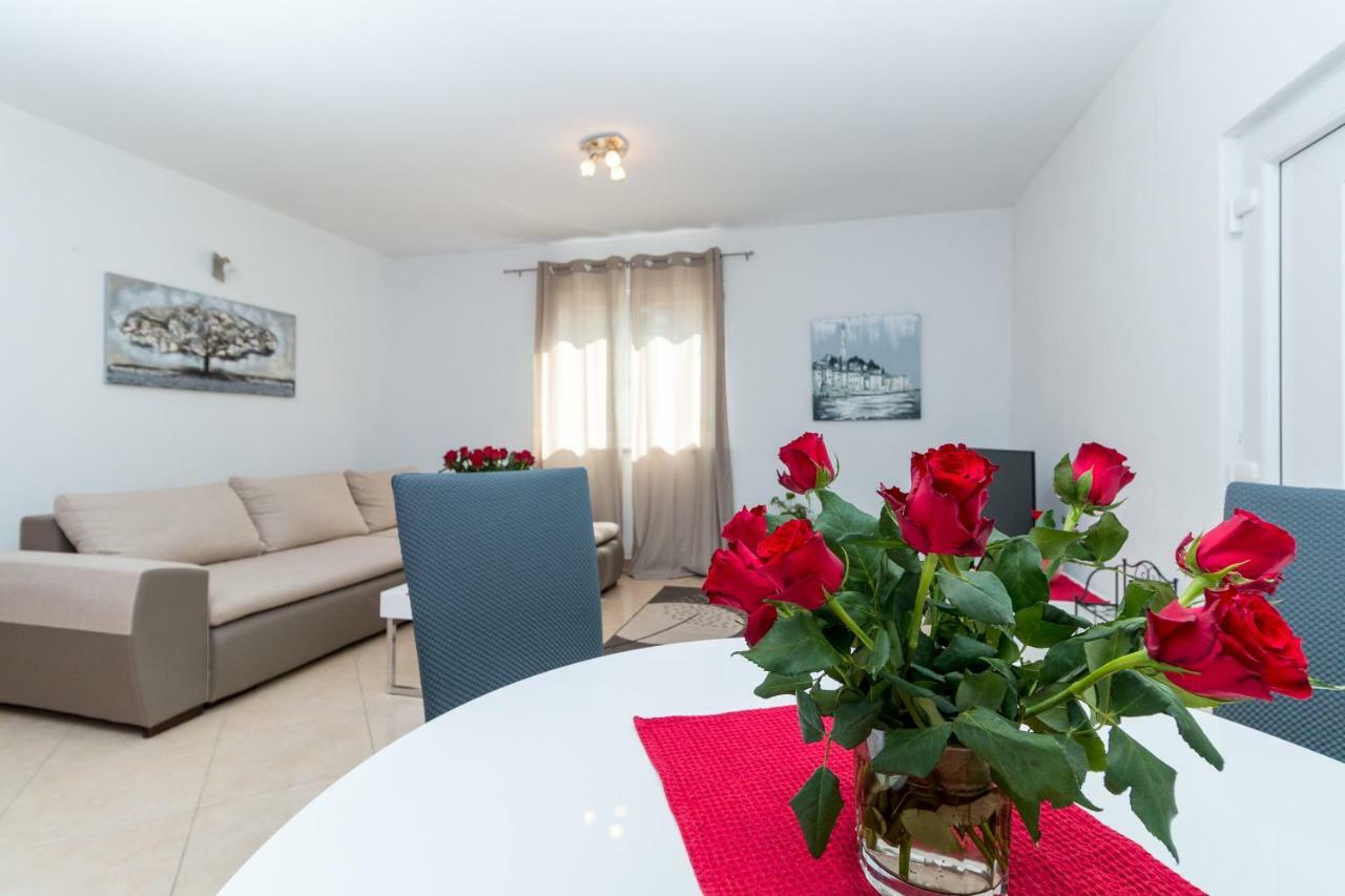 Apartment Jurasin Kastela Ngoại thất bức ảnh