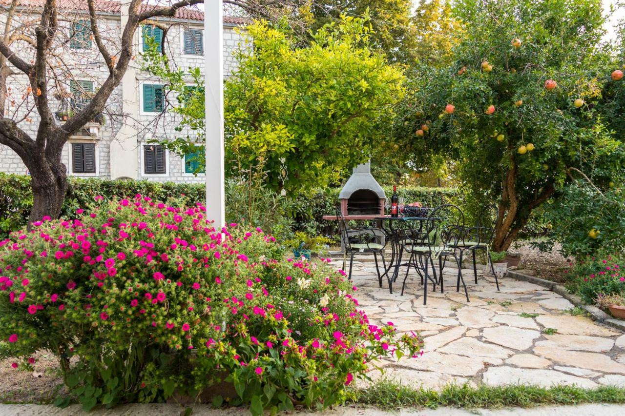 Apartment Jurasin Kastela Ngoại thất bức ảnh